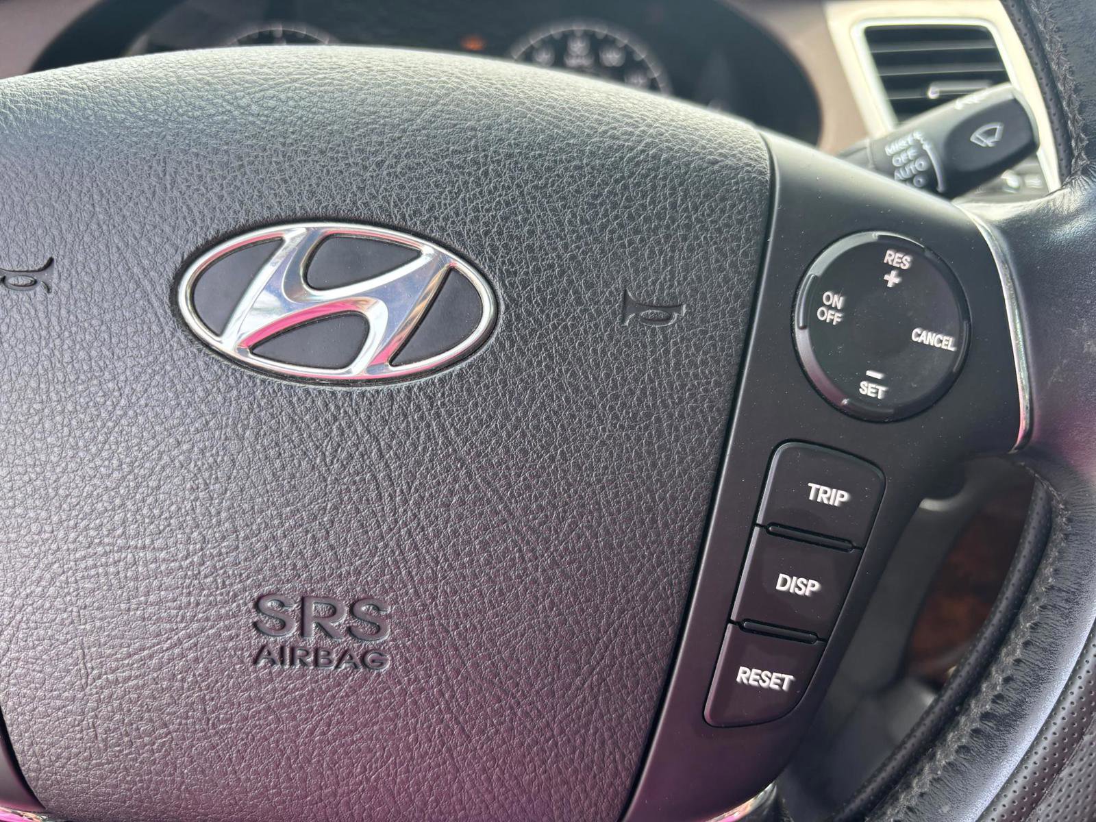 Used 2009 Hyundai Genesis 4.6 w/ Technology Pkg 5 RWD image 28