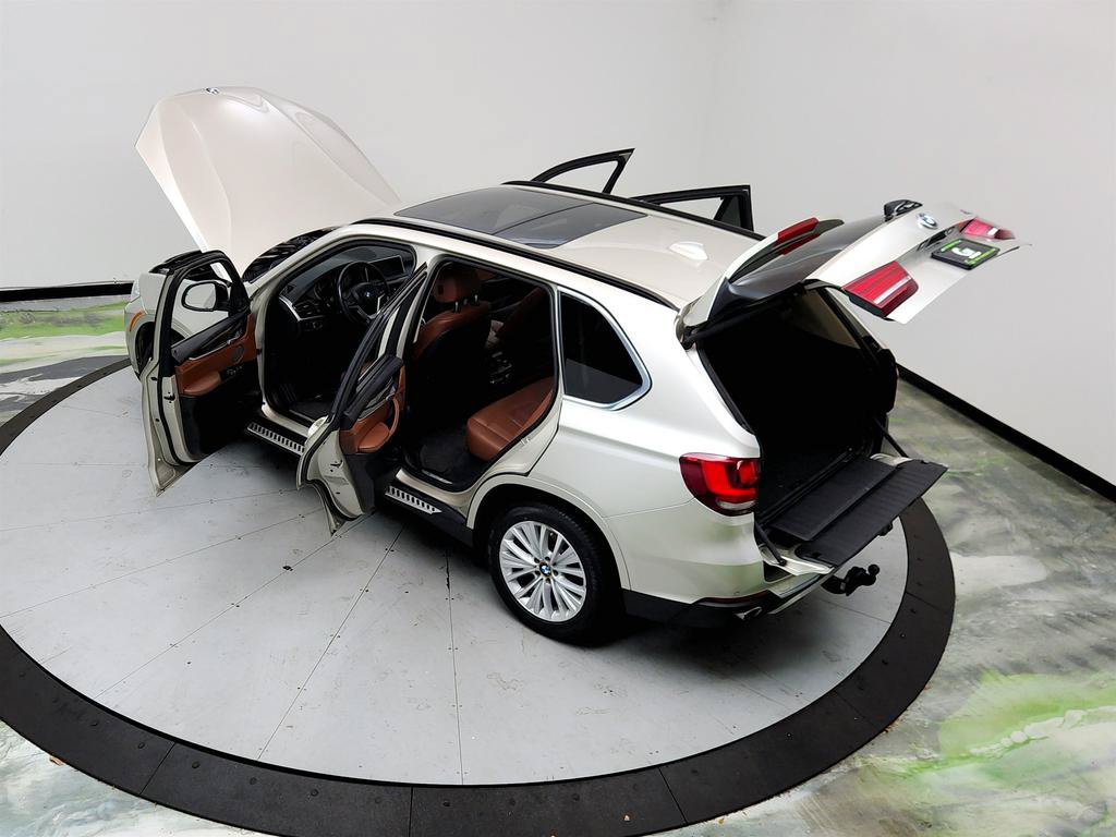 Used 2014 BMW X5 xDrive35d AWD/4WD image 40