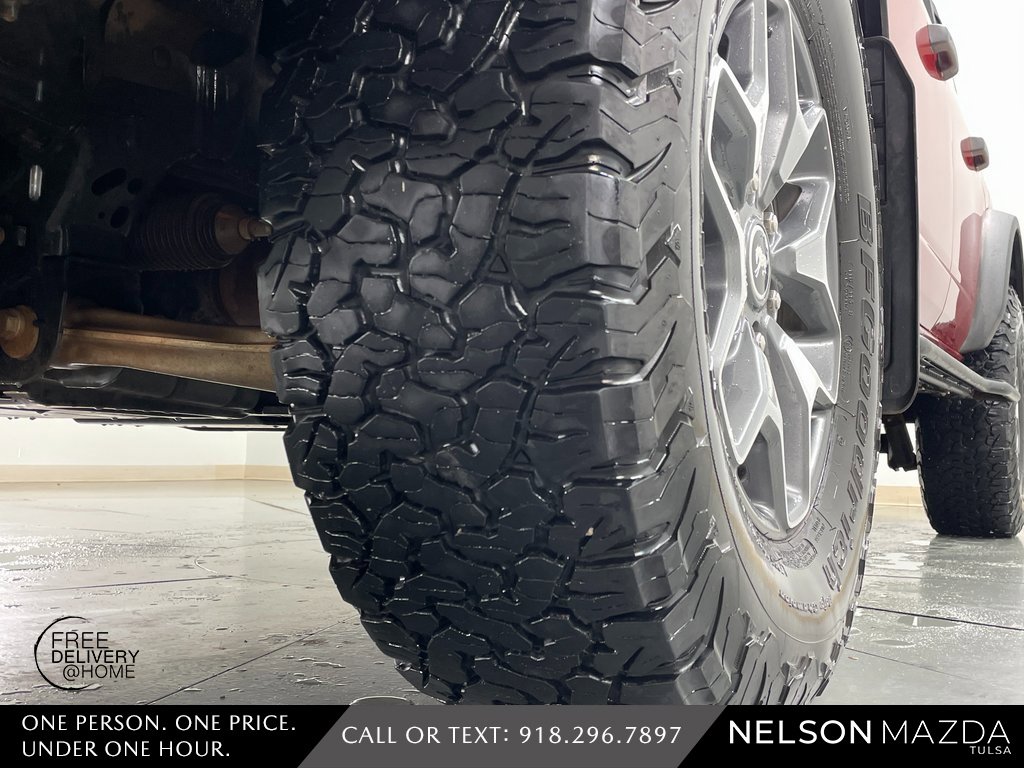 Used 2023 Ford Bronco Badlands image 10