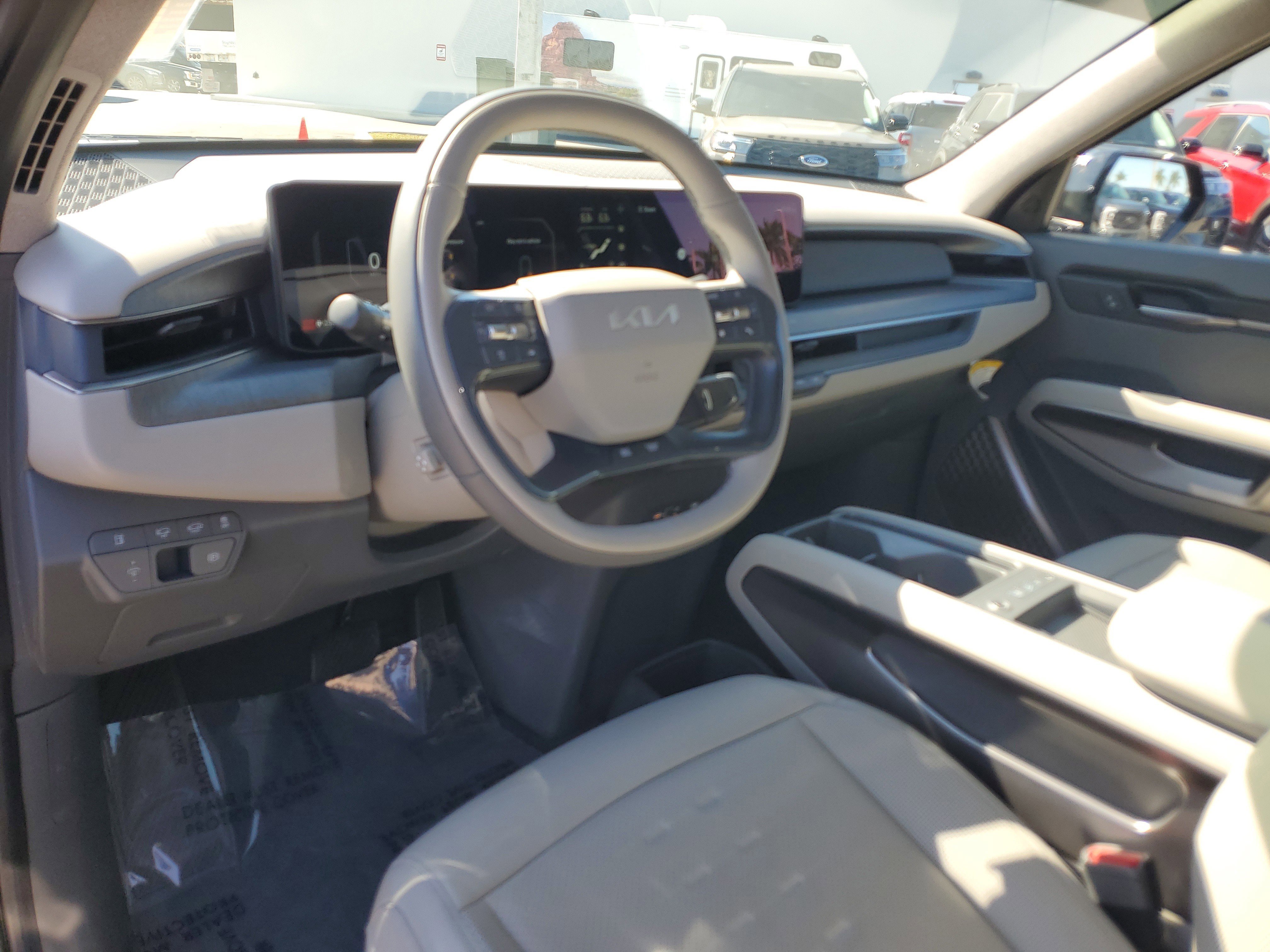 Used 2026 Kia EV9 Wind image 9