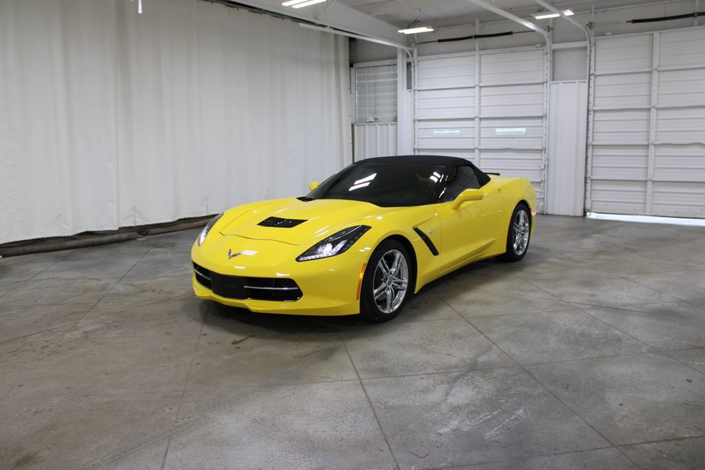 Used 2017 Chevrolet Corvette Stingray Convertible w/ 3LT Preferred Equipment Group RWD image 4