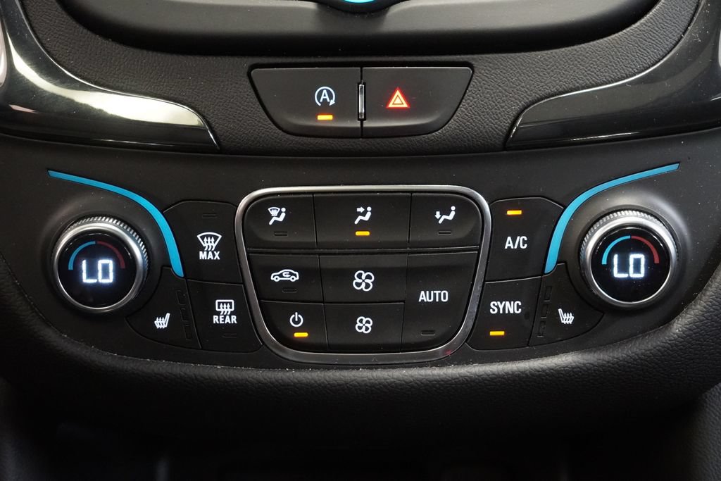 Certified 2023 Chevrolet Equinox RS FWD image 23