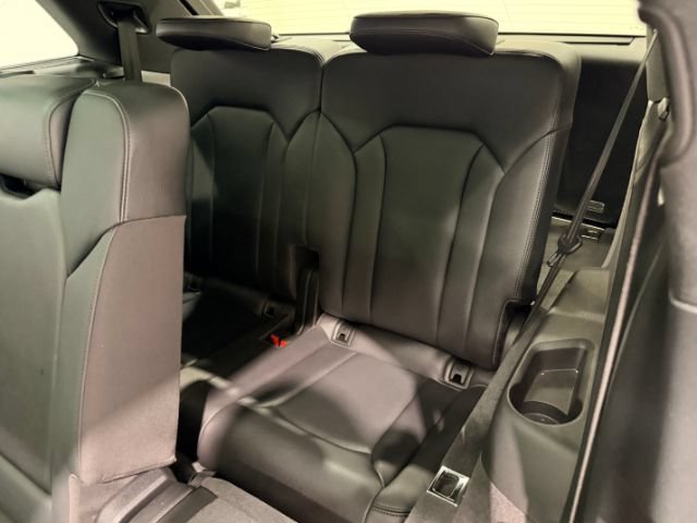 Used 2018 Audi Q7 3.0T Premium Plus w/ Premium Plus Package AWD/4WD image 53