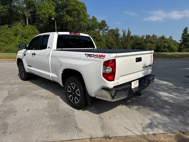 Used 2017 Toyota Tundra SR5 AWD/4WD image 5