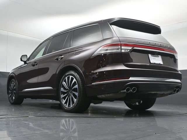 Certified 2023 Lincoln Aviator Black Label Grand Touring w/ Class IV Trailer Tow Package AWD/4WD image 46