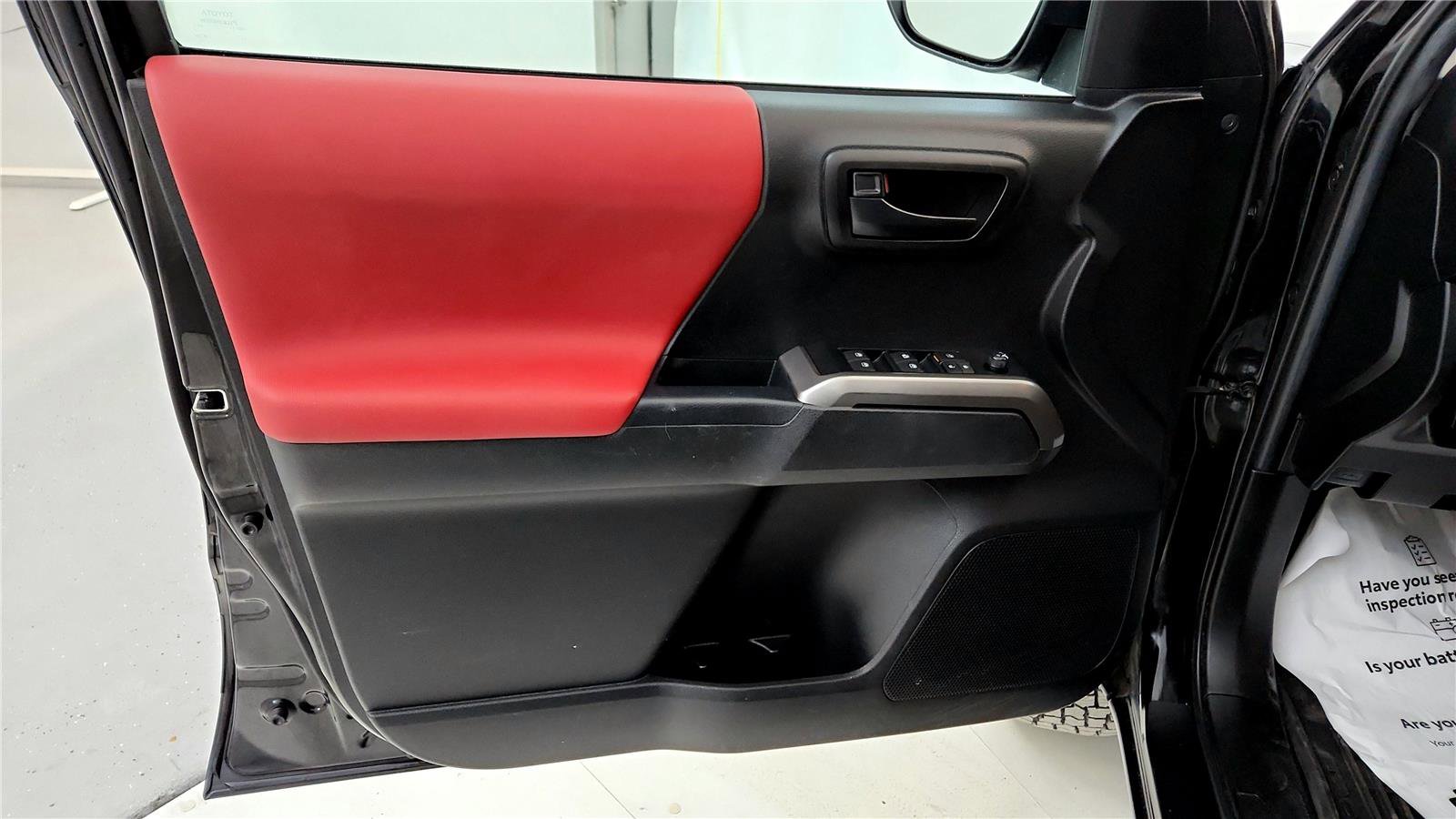 Certified 2021 Toyota Tacoma SR5 image 22