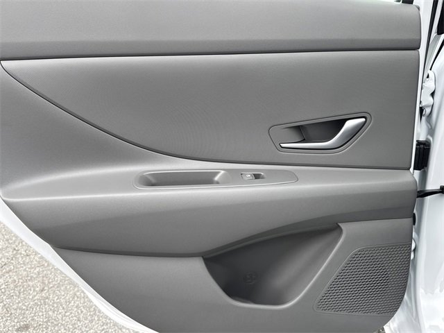 New 2026 Hyundai Elantra Blue image 21