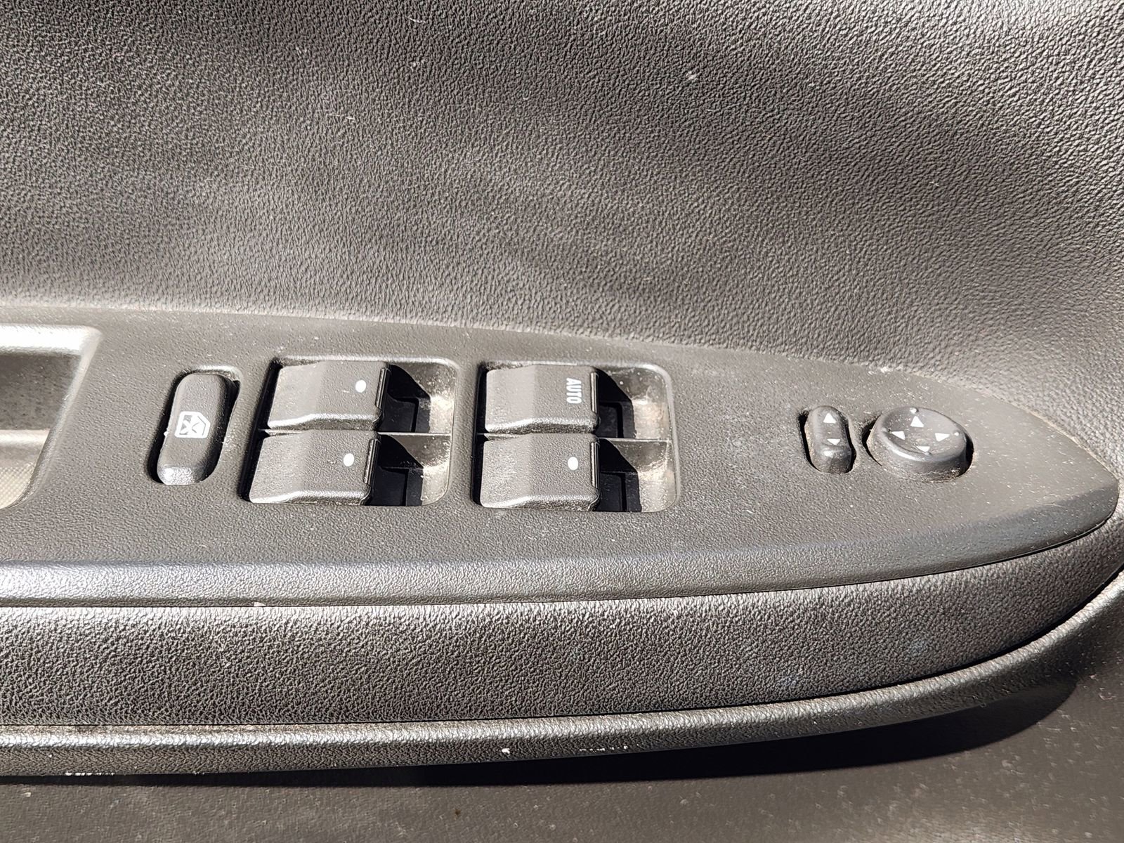 Used 2013 Chevrolet Impala LT image 27