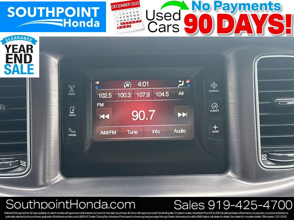 Used 2017 Dodge Charger SE image 5