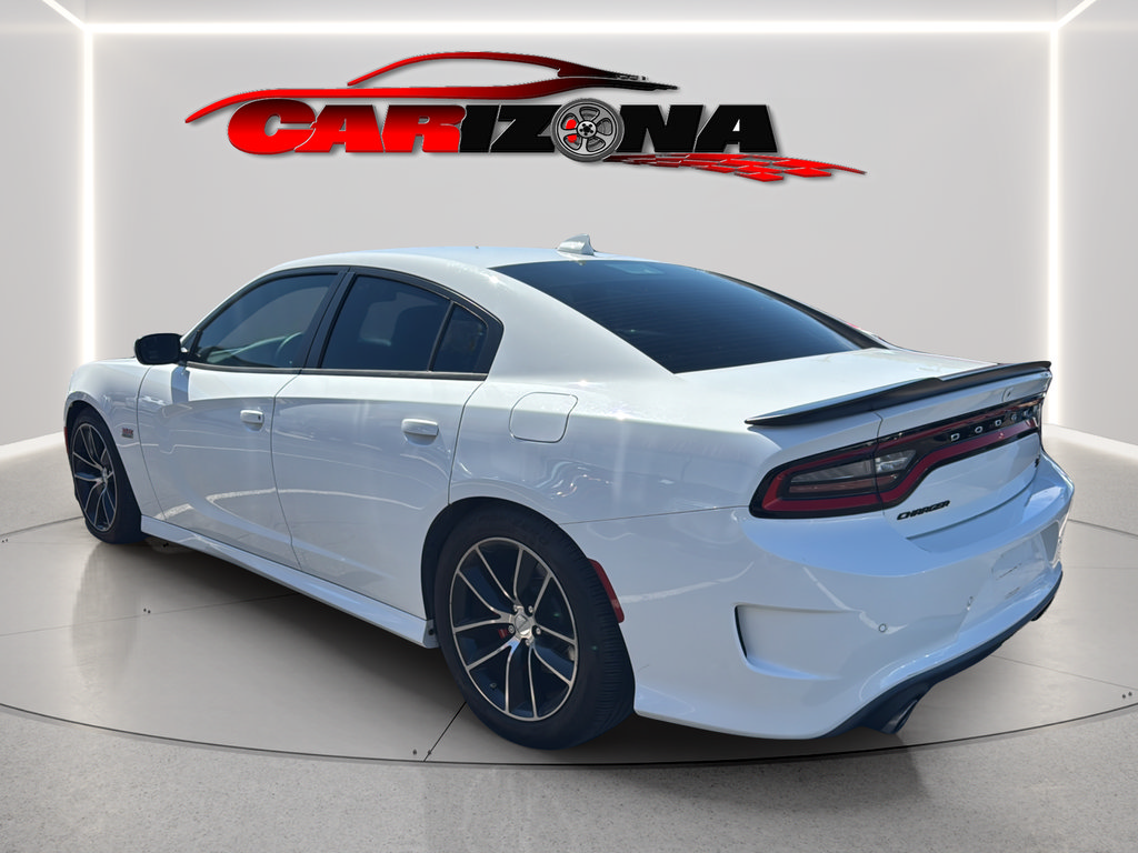 Used 2016 Dodge Charger R/T Scat Pack w/ Technology Group RWD image 9