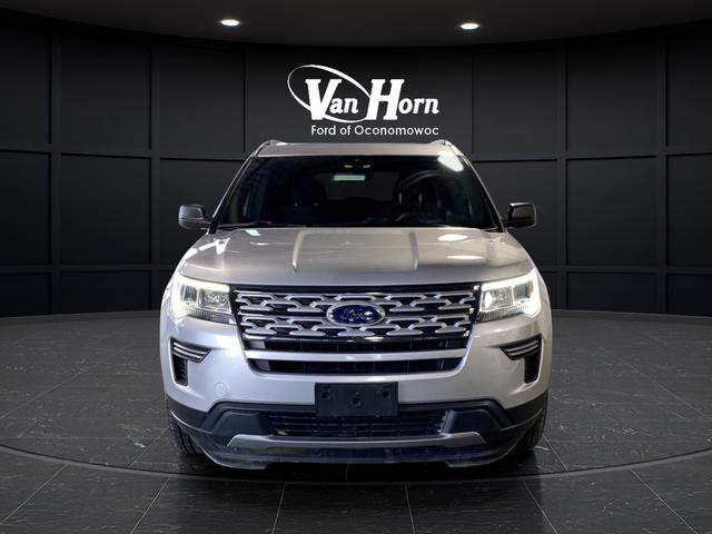 Used 2018 Ford Explorer XLT image 8