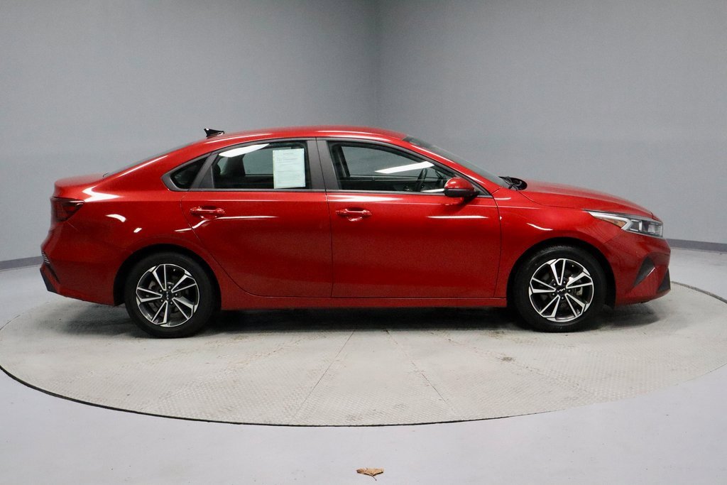 Used 2023 Kia Forte LXS w/ LXS Technology Package image 12
