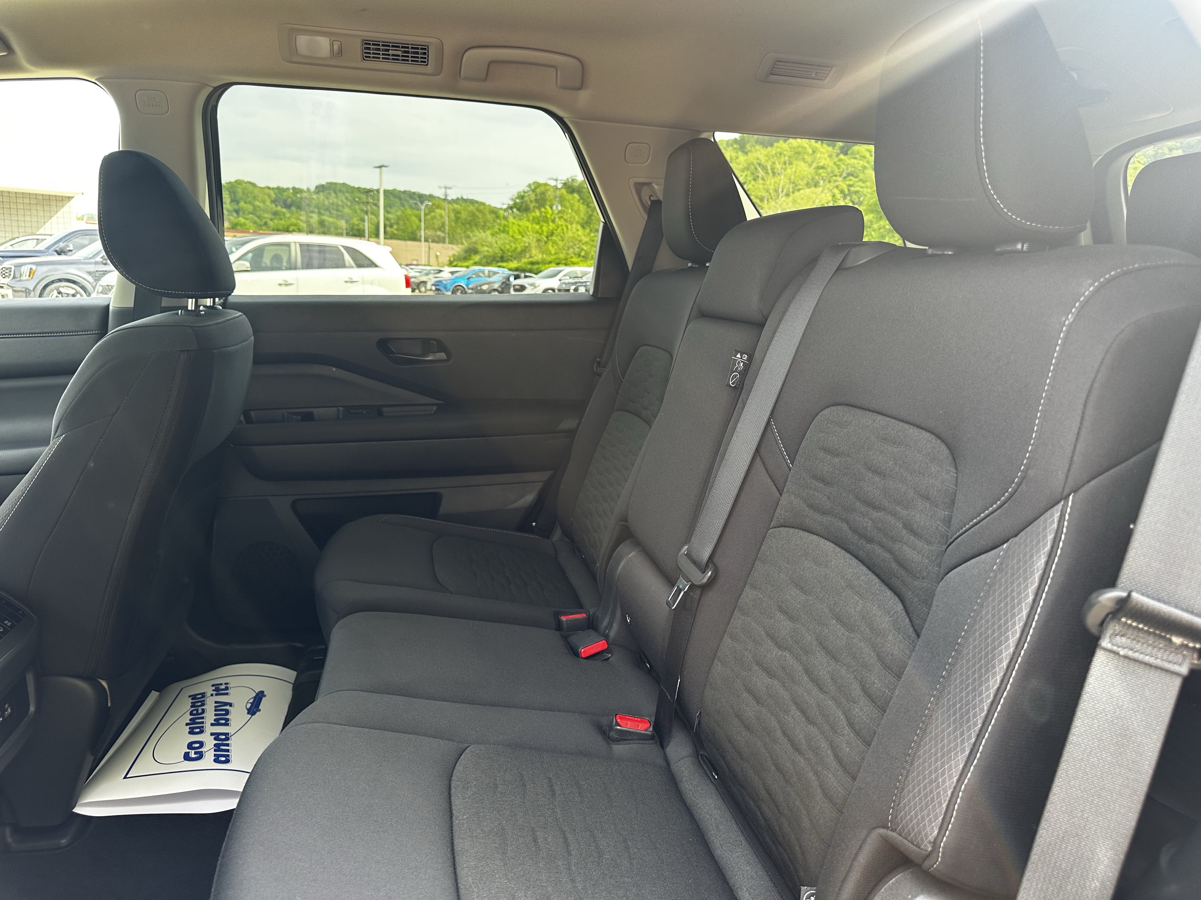 Used 2025 Nissan Pathfinder SV AWD/4WD image 20