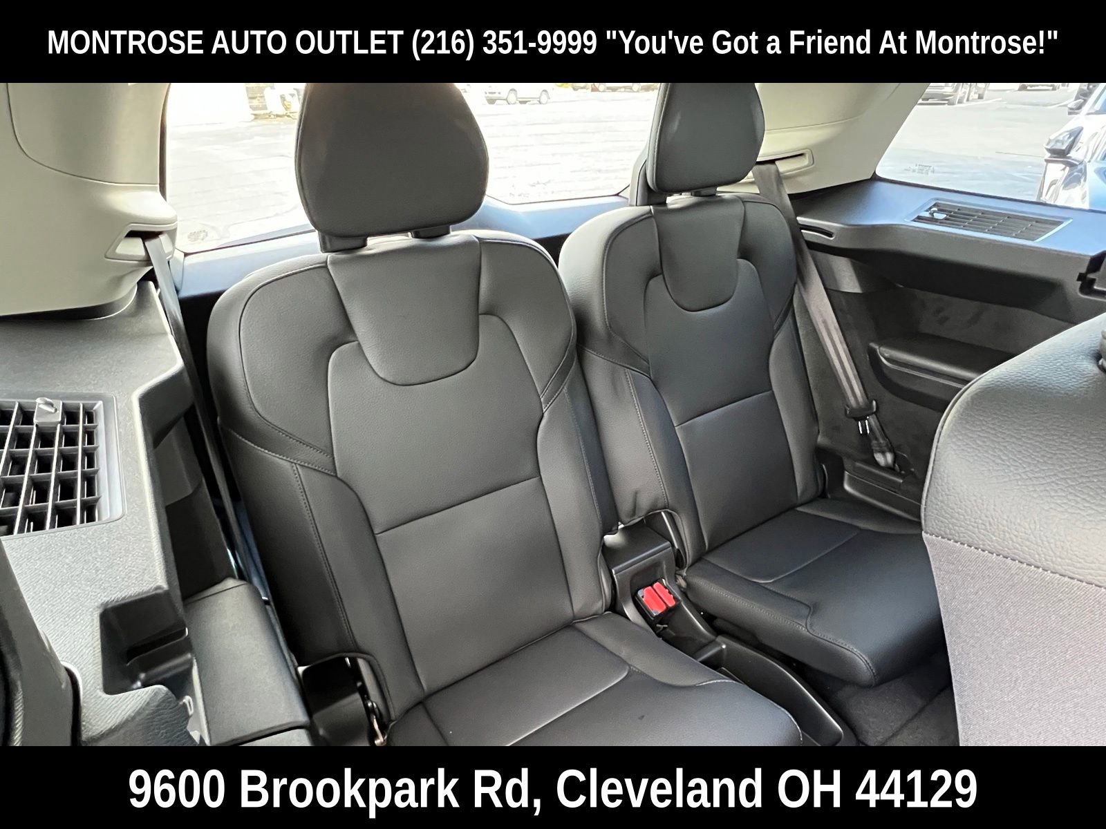 New 2025 Volvo XC90 T8 Plus w/ Protection Package Premier image 15