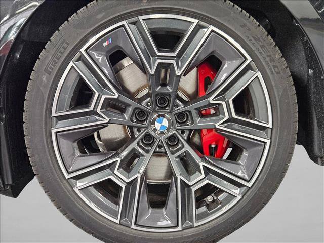 Used 2027 BMW 530i w/ M Sport Package RWD image 16