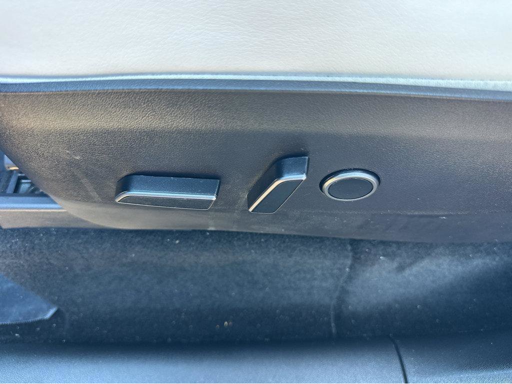 Used 2023 Tesla Model Y Long Range image 29