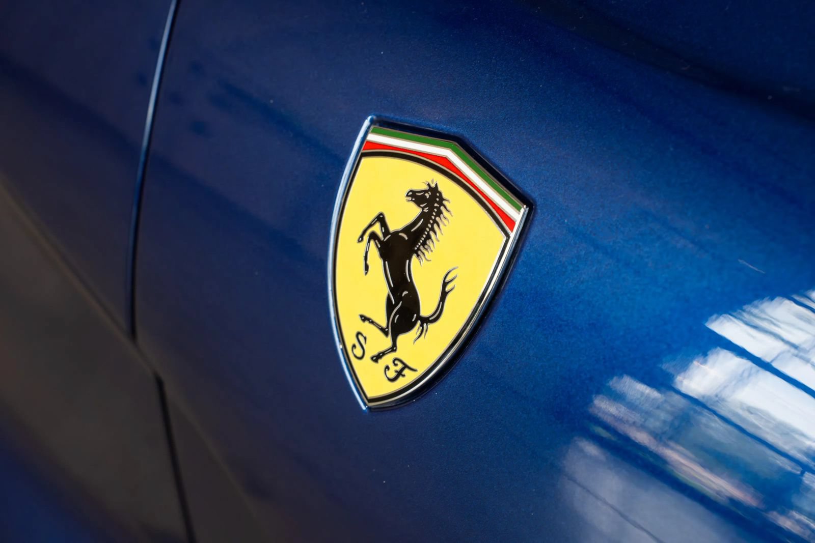Used 2019 Ferrari 812 Superfast RWD image 20