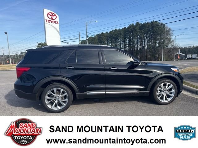 Used 2023 Ford Explorer Platinum w/ Technology Package AWD/4WD image 2