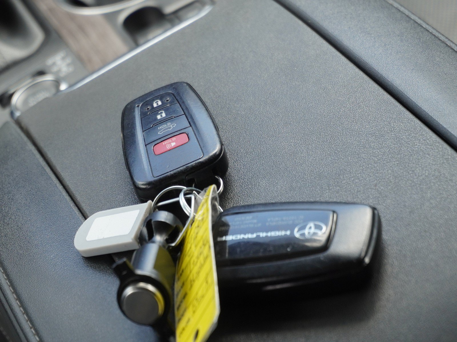 Used 2022 Toyota Highlander Limited AWD/4WD image 20