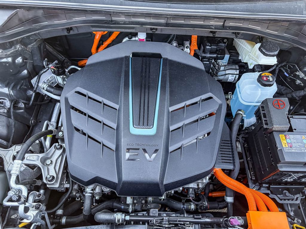 Used 2022 Kia Niro EX image 56