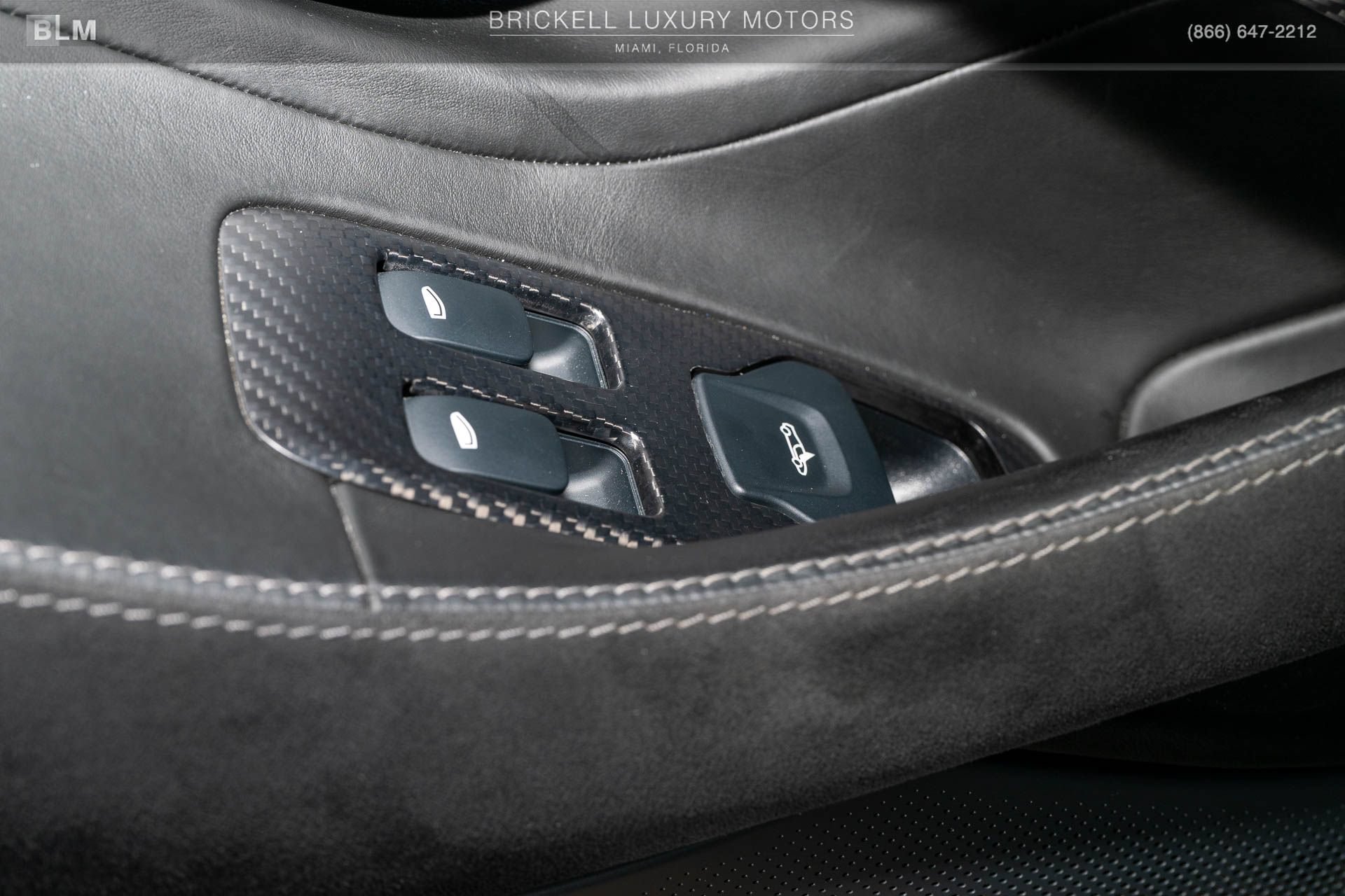 Used 2018 McLaren 570S Coupe RWD image 22
