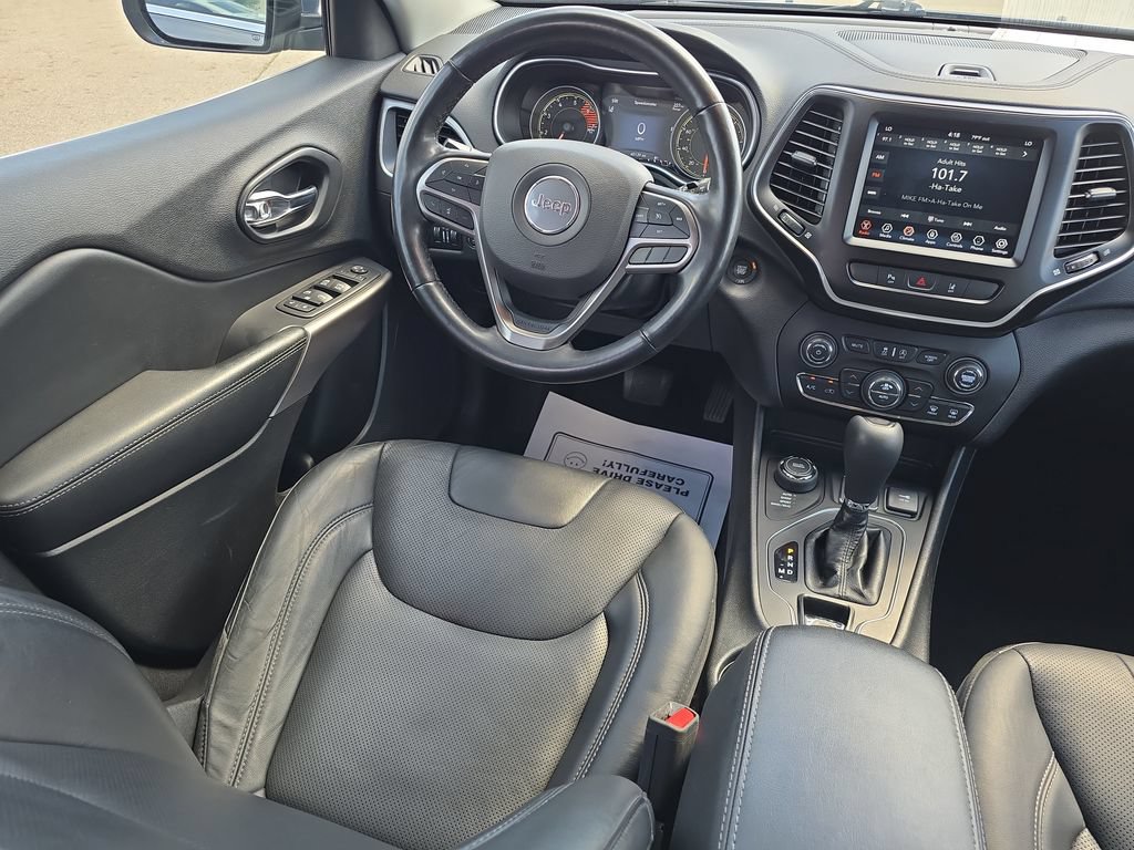 Used 2021 Jeep Cherokee Latitude Lux w/ Comfort/Convenience Group AWD/4WD image 35