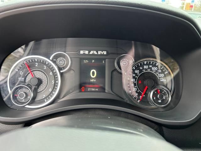 Used 2024 RAM 2500 Big Horn w/ Bed Utility Group image 23