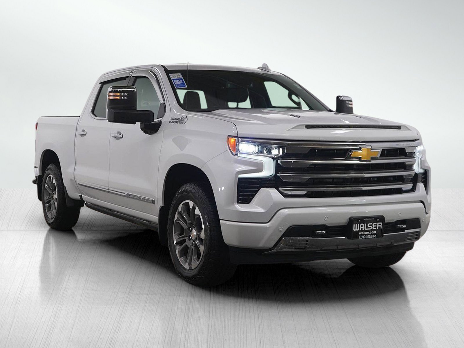 Used 2023 Chevrolet Silverado 1500 High Country image 7