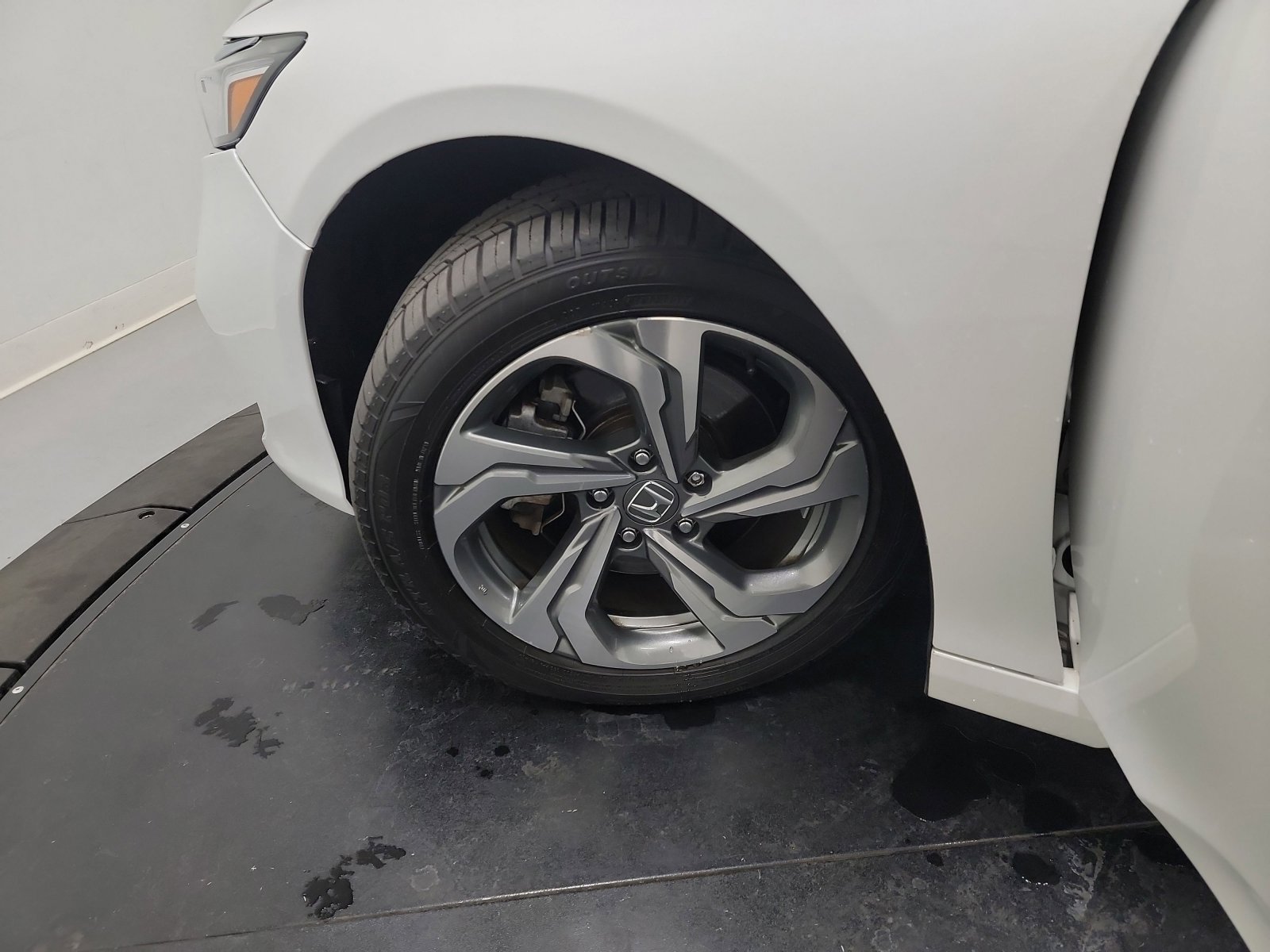 Used 2018 Honda Accord EX-L image 30