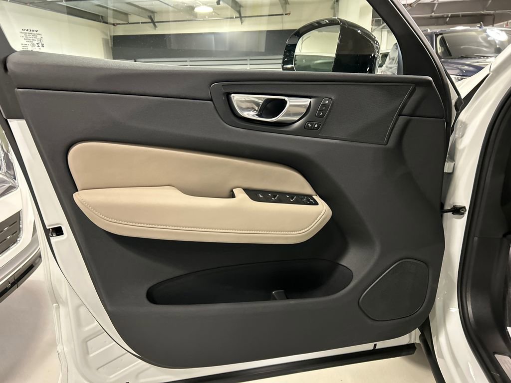 Used 2026 Volvo XC60 B5 Plus w/ Protection Package Premier AWD/4WD image 9