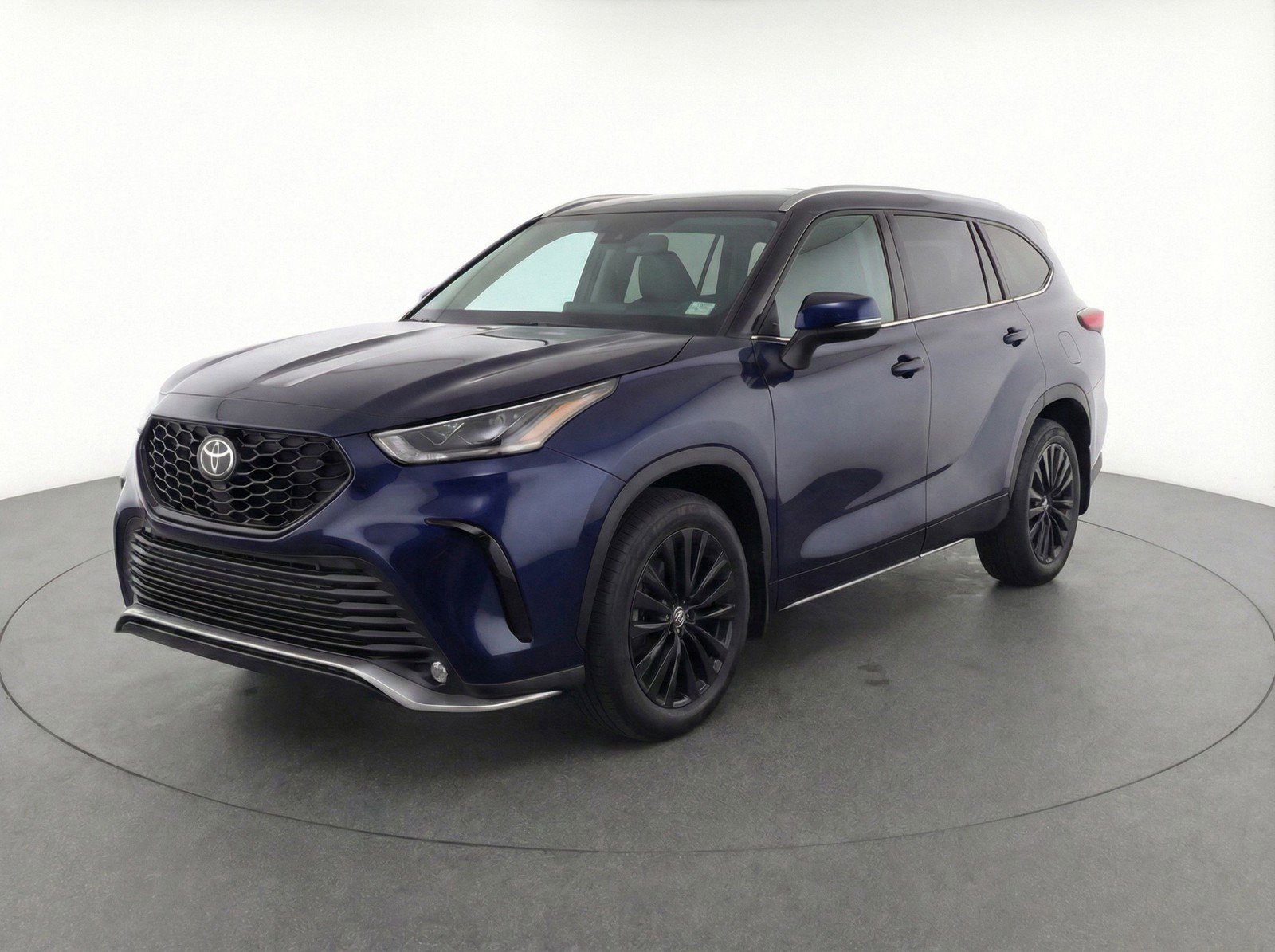 Used 2024 Toyota Highlander XSE image 3