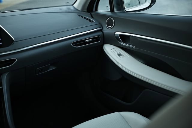 Used 2023 Hyundai Sonata Limited image 28