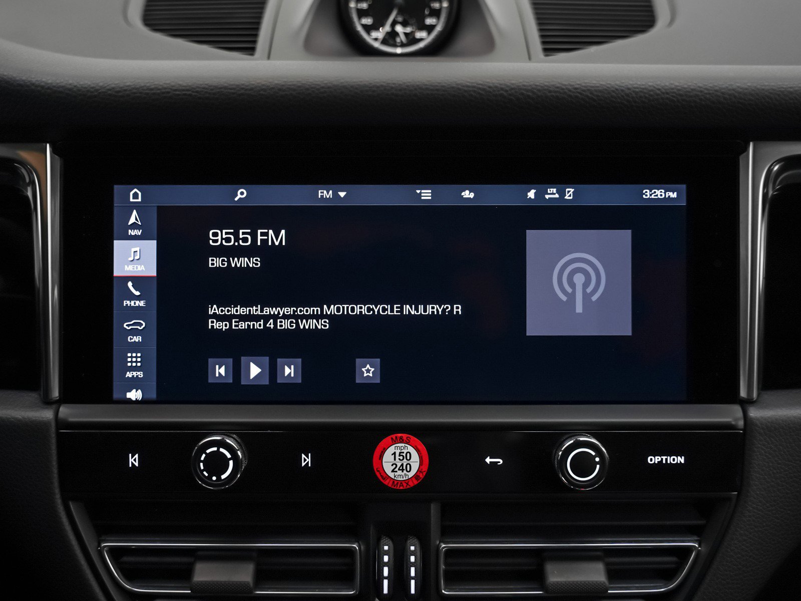 Certified 2025 Porsche Macan S image 23