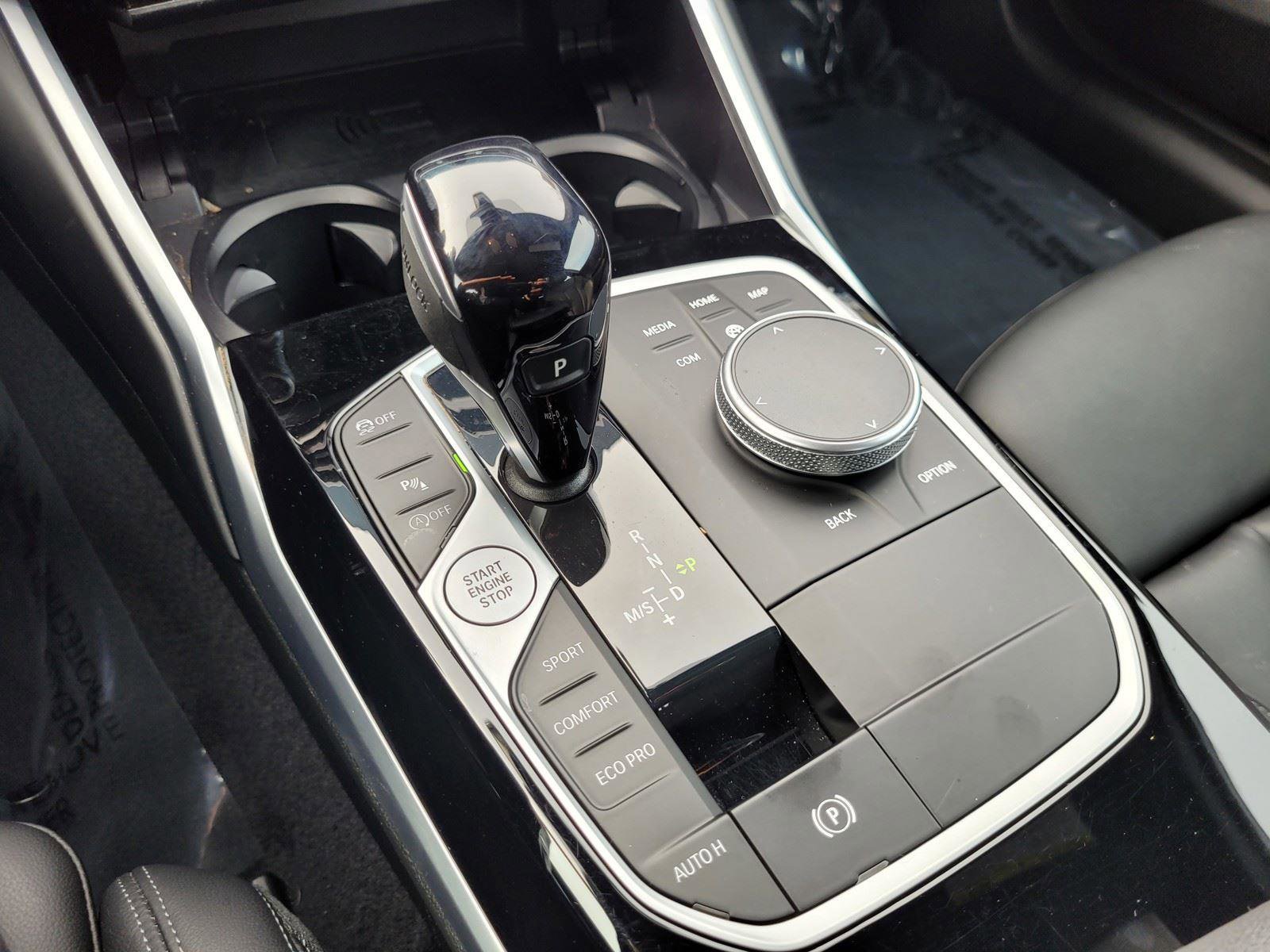 Certified 2022 BMW 230i Coupe w/ Convenience Package image 26