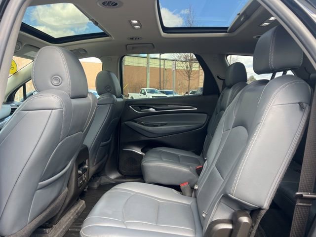 Used 2020 Buick Enclave Essence w/ Sport Touring Edition image 18