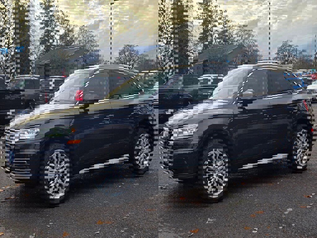 Used 2018 Audi Q5 2.0T Premium Plus w/ Premium Plus Package