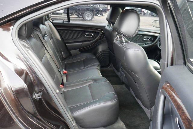 Used 2013 Ford Taurus Limited image 25