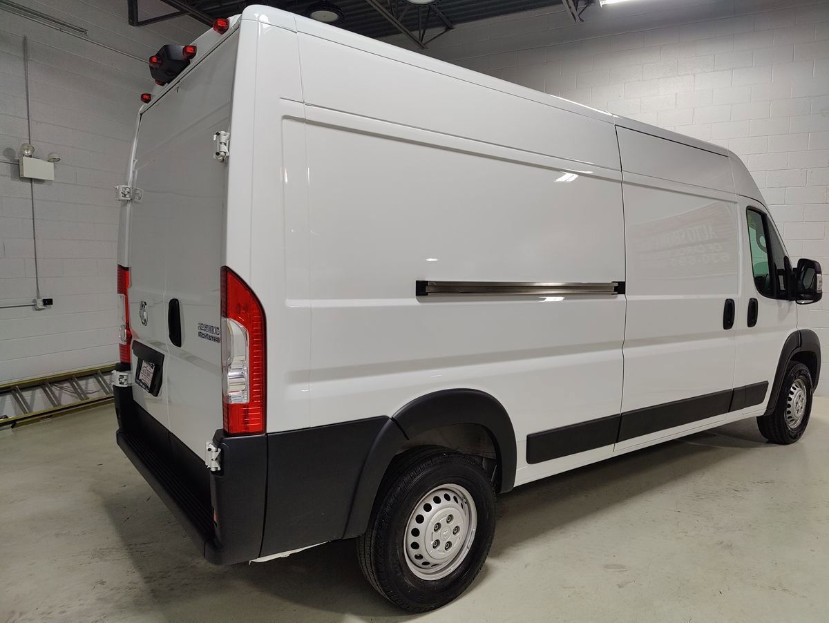 Used 2025 RAM ProMaster 2500 w/ Convenience Group FWD image 5