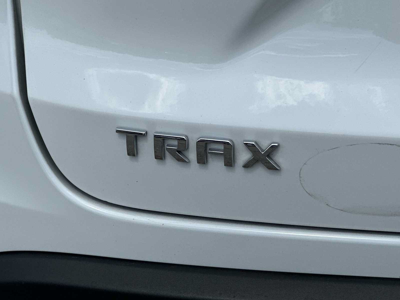 Used 2024 Chevrolet Trax LS w/ LS Convenience Package FWD image 13