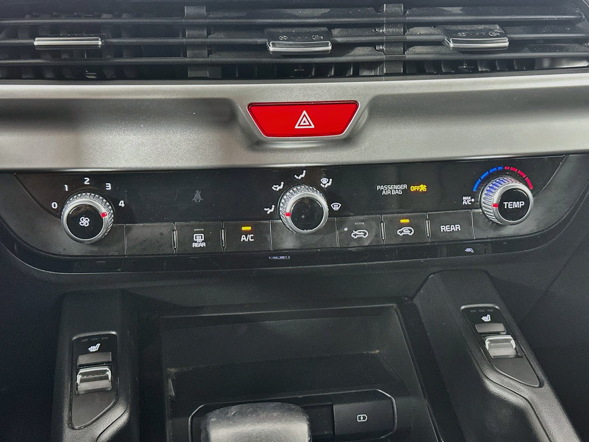 Used 2021 Kia Telluride S AWD/4WD image 23