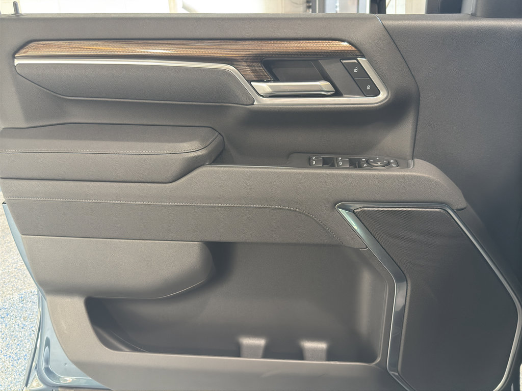 Used 2025 Chevrolet Silverado 2500 LT w/ Safety Package image 26