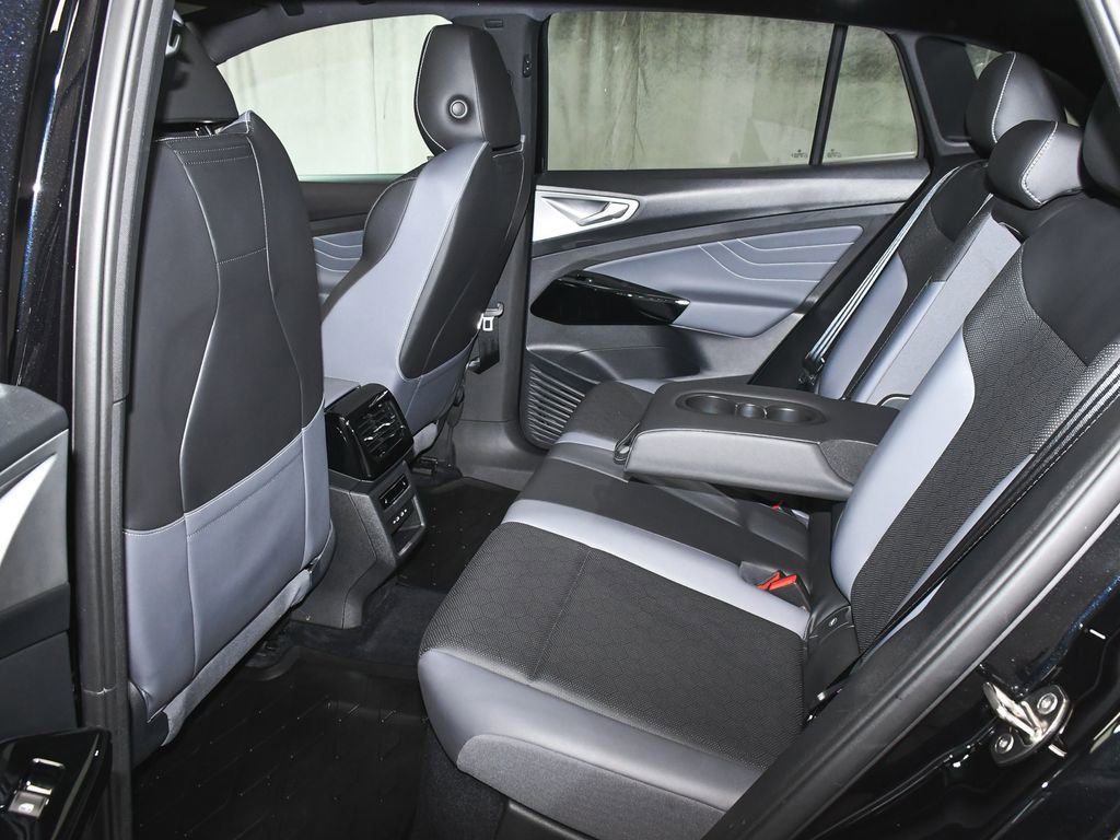 Used 2023 Volkswagen ID.4 Pro S Plus image 48