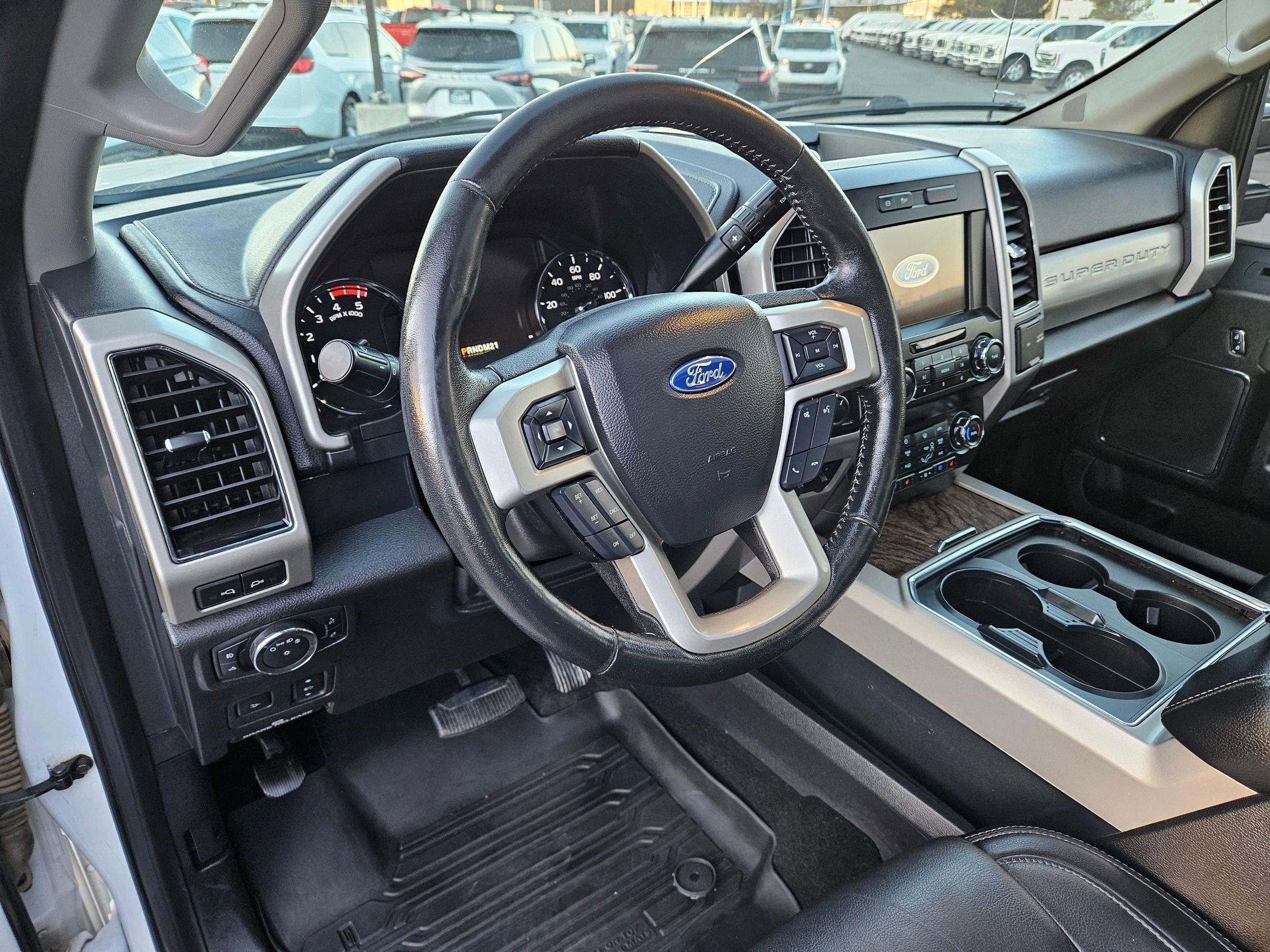 Used 2019 Ford F350 Lariat w/ Lariat Ultimate Package image 16
