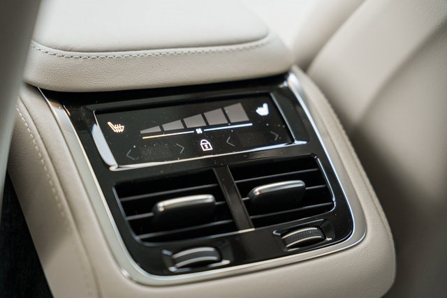 New 2026 Volvo XC90 B6 Ultra w/ Protection Package Premier image 32