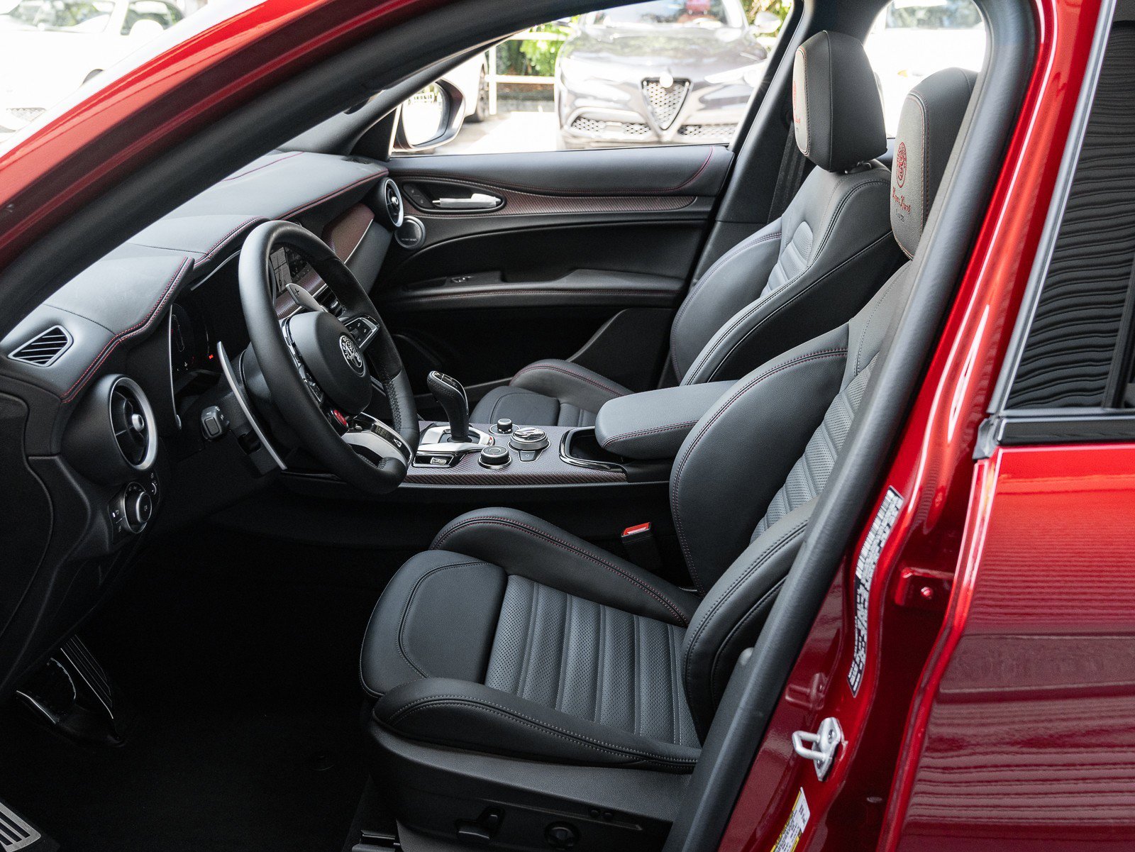 New 2024 Alfa Romeo Stelvio Quadrifoglio image 19