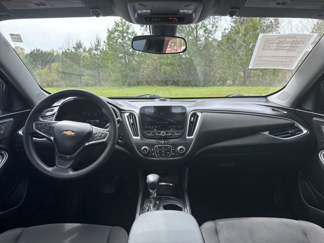Used 2021 Chevrolet Malibu LT FWD image 14