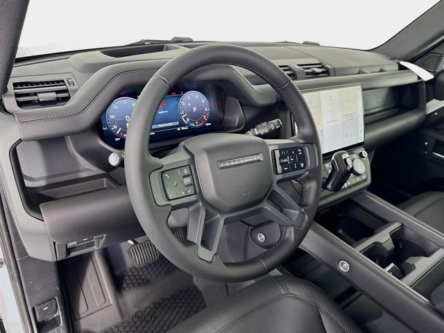 Used 2026 Land Rover Defender 110 X-Dynamic SE image 9