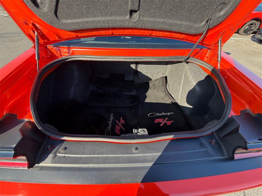 Used 2022 Dodge Challenger R/T w/ Driver Convenience Group image 25