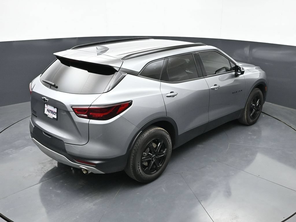 Used 2024 Chevrolet Blazer LT w/ Midnight/Sport Edition FWD image 39