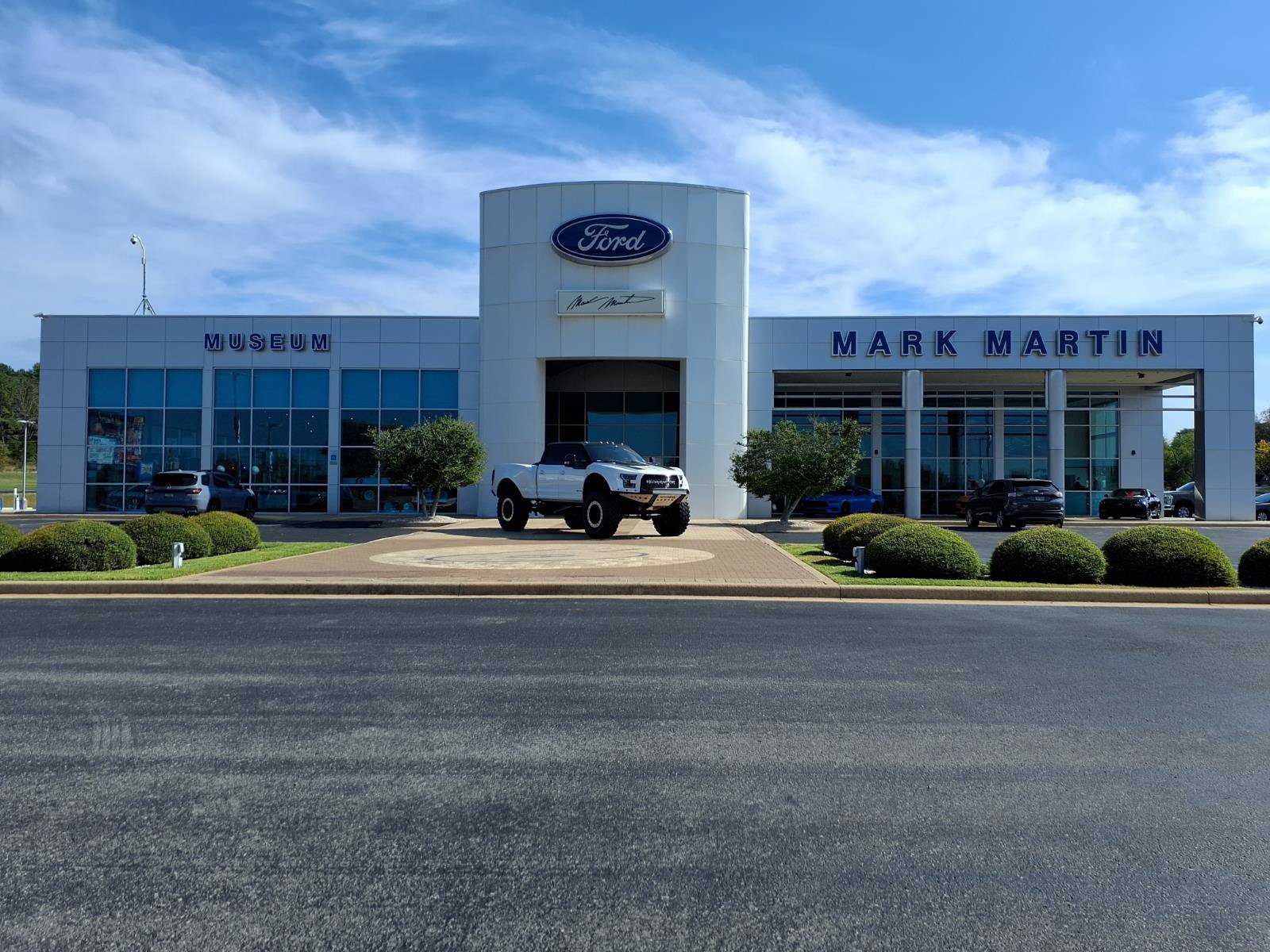 Used 2015 Ford F150 Lariat AWD/4WD image 20